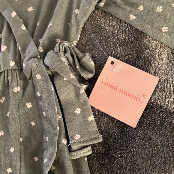 Ruffle Bow Dress for baby - Picture 2 of 3